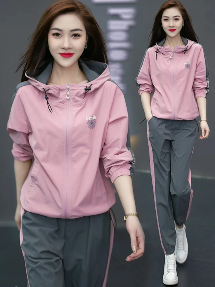 Fashionable Sportswear Set for Women Spring Autumn Hooded Elegant Outerwear Running Suit Two-Piece Pink Zipper Closure
Fashionable Sportswear Set for Women Spring Autumn Hooded Elegant Outerwear Running Suit Two-Piece Pink Zipper Closure