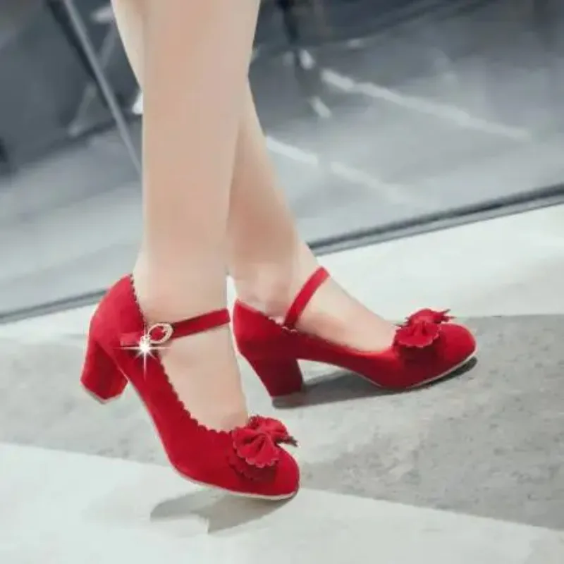 Spring Women Low Heel Round Toe Straps Bow Cute Girls Princess Tea Party Lolita Students Lovely Shoes Size 35-43 Red Black Beige
Spring Women Low Heel Round Toe Straps Bow Cute Girls Princess Tea Party Lolita Students Lovely Shoes Size 35-43 Red Black Beige