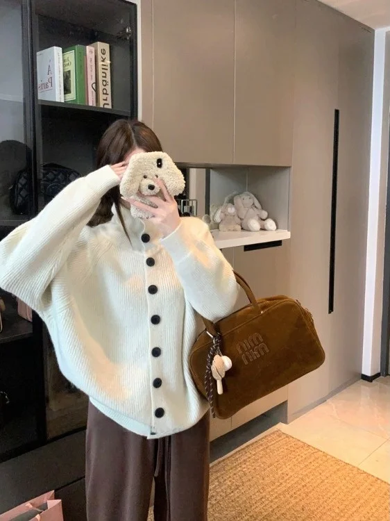 plus Size Women's Korean Style Long Sleeve Knitted Sweater Stand Collar Autumn Winter Fashion Slimming Versatile Design Cardi...
plus Size Women's Korean Style Long Sleeve Knitted Sweater Stand Collar Autumn Winter Fashion Slimming Versatile Design Cardi...
