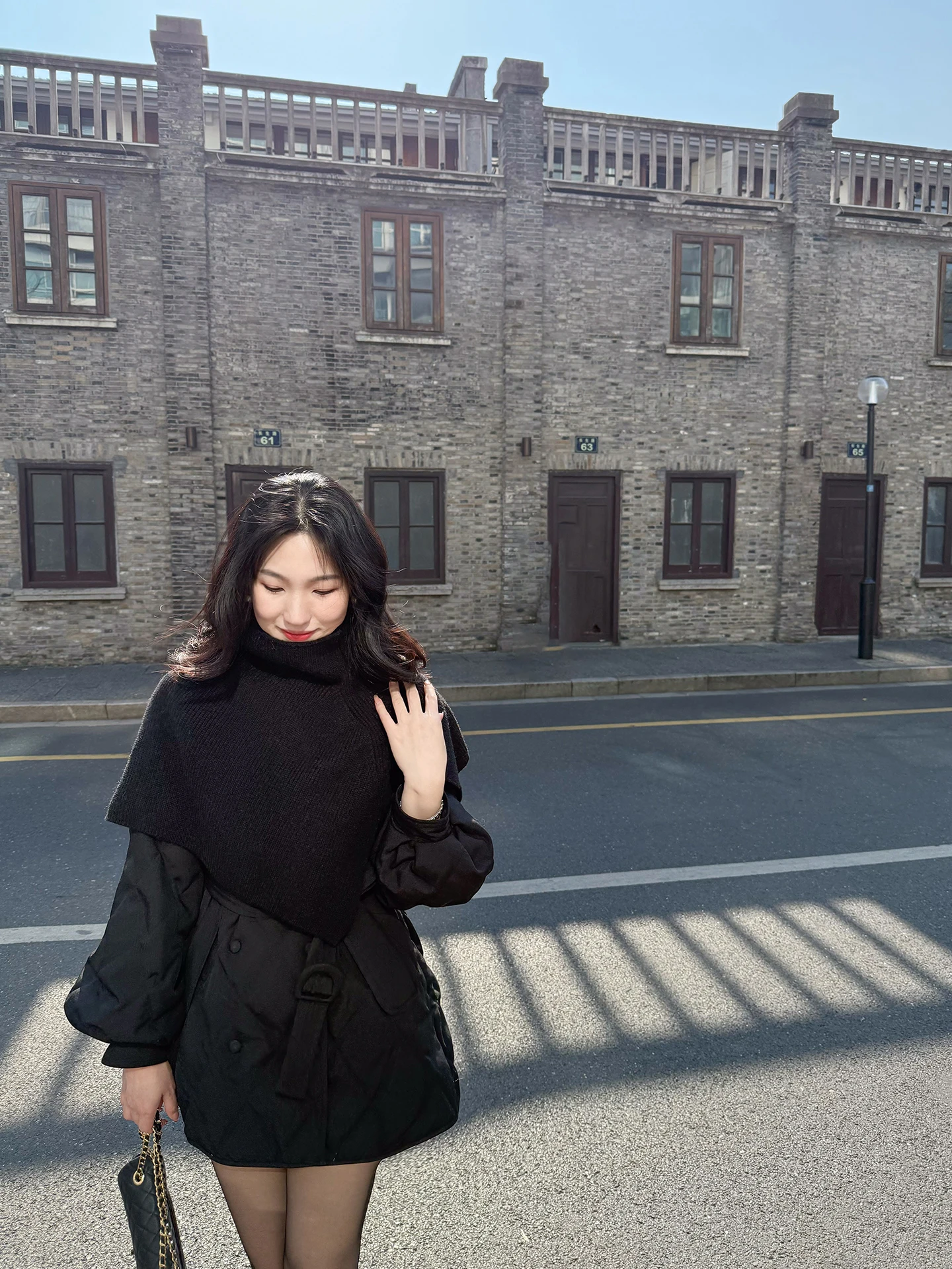 Женское пуховое пальто Ele Knitted Collar awl Bla 90 с белым пухом, приталенное, теплое, с высокой талией
Женское пуховое пальто Ele Knitted Collar awl Bla 90 с белым пухом, приталенное, теплое, с высокой талией