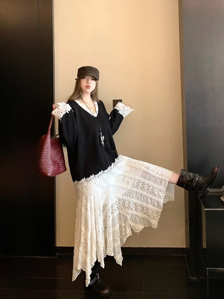 Black Lace Splice Long Sleeve Knitted Design Women's Hoodless Sweatshirt Spring Autumn Casual Loose Fit V-Neck Comfortable Top
Black Lace Splice Long Sleeve Knitted Design Women's Hoodless Sweatshirt Spring Autumn Casual Loose Fit V-Neck Comfortable Top