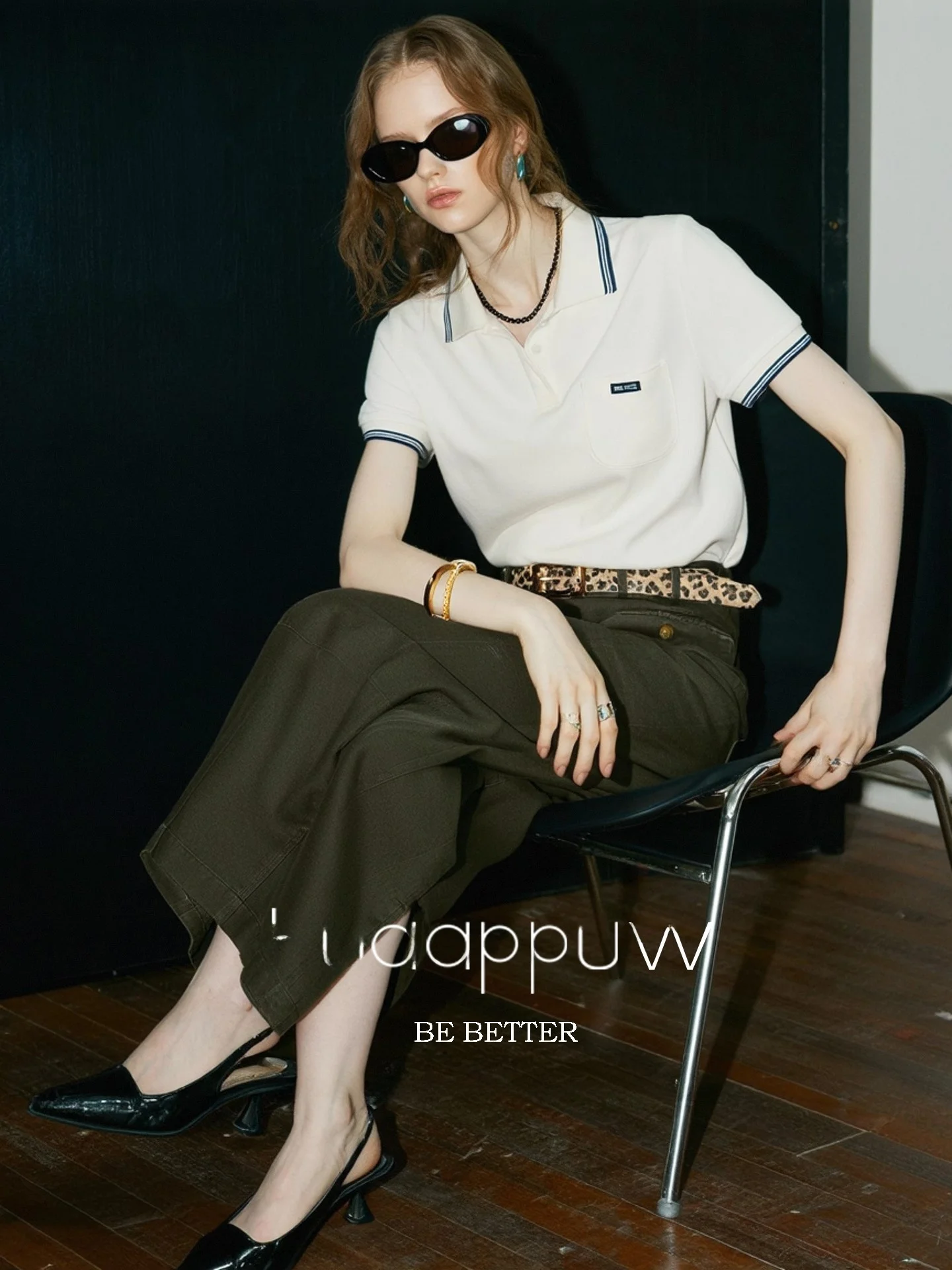 Huaappuw Women's T-shirt with Pocket Design Collar Summer New Style White Commuter Versatile Top Korean Style Short Sleeve
Huaappuw Women's T-shirt with Pocket Design Collar Summer New Style White Commuter Versatile Top Korean Style Short Sleeve