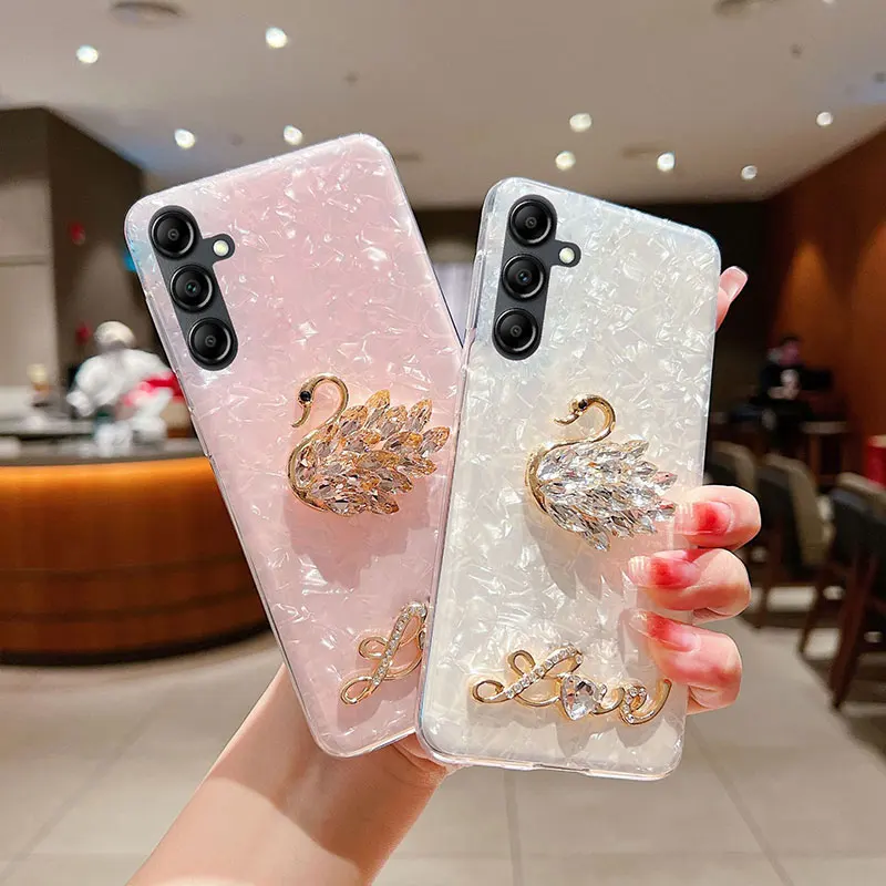 A 55 25 35 5G Swan Diamond Case For Samsung Galaxy A55 A25 A35 A54 A13 A23 A24 A14 A05 A05s Phone Cover Case Sweet Shell pattern
A 55 25 35 5G Swan Diamond Case For Samsung Galaxy A55 A25 A35 A54 A13 A23 A24 A14 A05 A05s Phone Cover Case Sweet Shell pattern