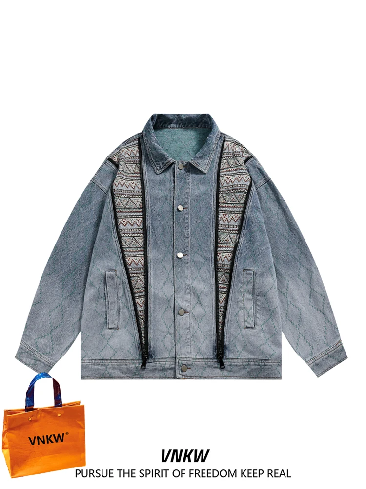 Американская ретро-джинсовая куртка для мужчин и женщин, весна-осень 2024, новая трендовая повседневная рабочая одежда, модная модель
Американская ретро-джинсовая куртка для мужчин и женщин, весна-осень 2024, новая трендовая повседневная рабочая одежда, модная модель