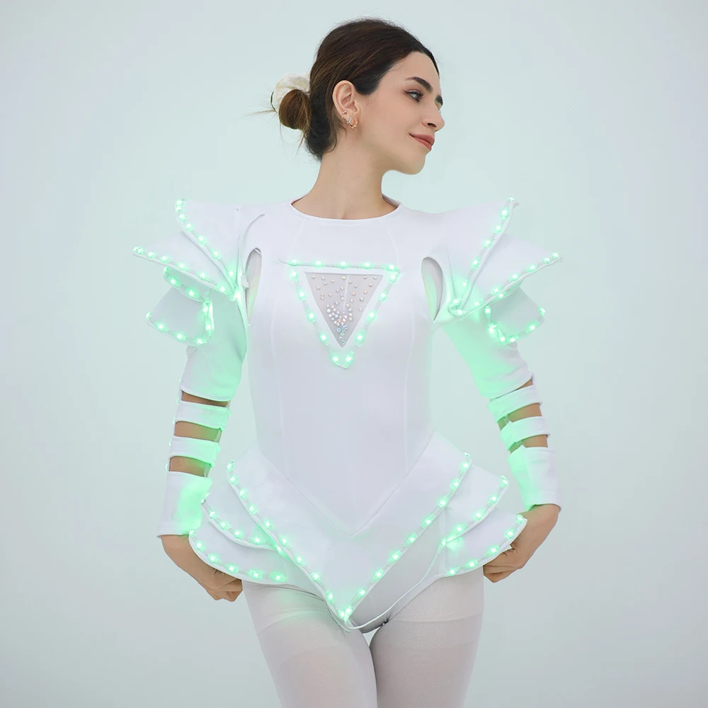 Белый комбинезон для женщин: костюм для выступлений, танцевальное платье, комплект для выступлений для девушек и женщин
Белый комбинезон для женщин: костюм для выступлений, танцевальное платье, комплект для выступлений для девушек и женщин