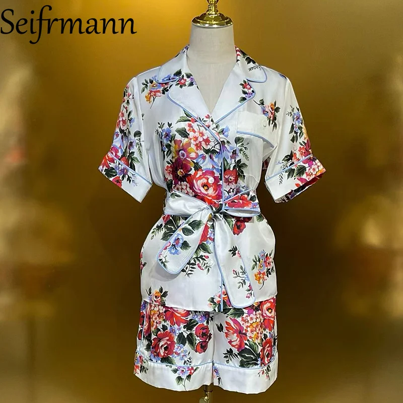 Seifrmann Daily housewear Women's Suit Turn-Down Collar Short Sleeved Single Breasted Tops+Casual Shorts Cotton 2-piece set
Seifrmann Daily housewear Women's Suit Turn-Down Collar Short Sleeved Single Breasted Tops+Casual Shorts Cotton 2-piece set