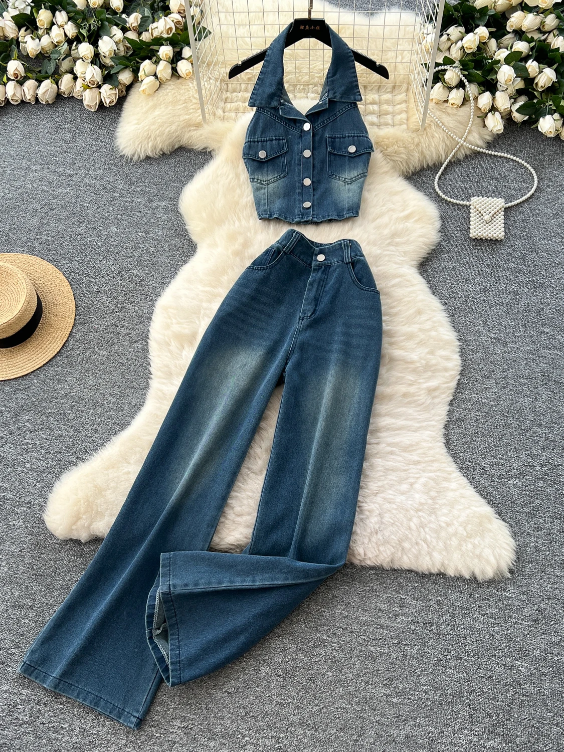 Retro Distressed Denim Set Women Summer High Waist Slim Fit Long Pants Neck Hanging Vest Hot Girl Style Fashionable Two-Piece...
Retro Distressed Denim Set Women Summer High Waist Slim Fit Long Pants Neck Hanging Vest Hot Girl Style Fashionable Two-Piece...