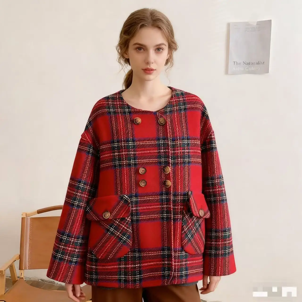 Spring Autumn Plaid Double-Breasted round Neck Woolen Short Coat 2025 Fashion Classic Style Women's Jacket
Spring Autumn Plaid Double-Breasted round Neck Woolen Short Coat 2025 Fashion Classic Style Women's Jacket