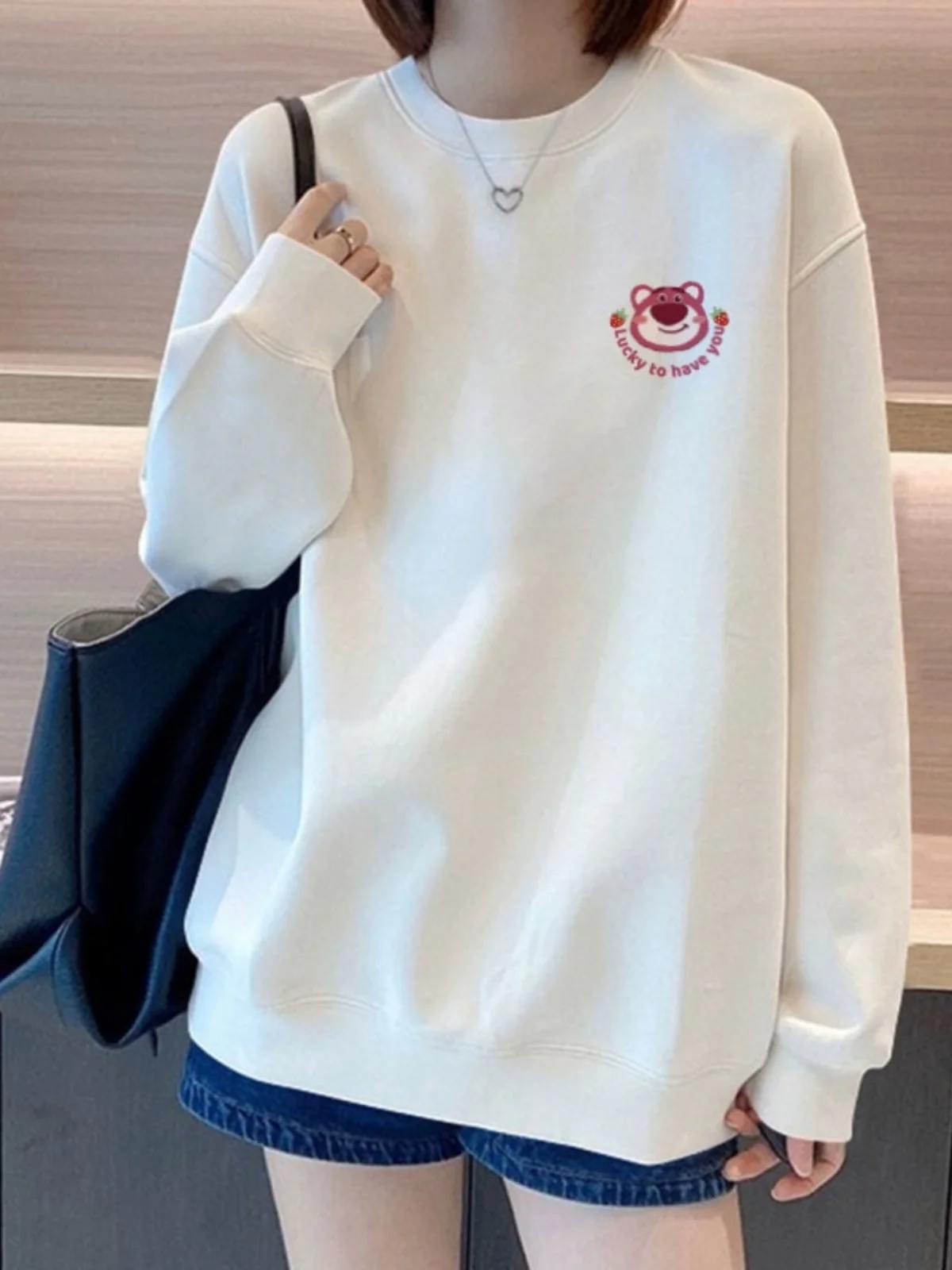 White Loose Fit round Neck Printed Sweatshirt Women's Fashion Casual Comfortable Mid-Length Trousers Bottom Coverage
White Loose Fit round Neck Printed Sweatshirt Women's Fashion Casual Comfortable Mid-Length Trousers Bottom Coverage