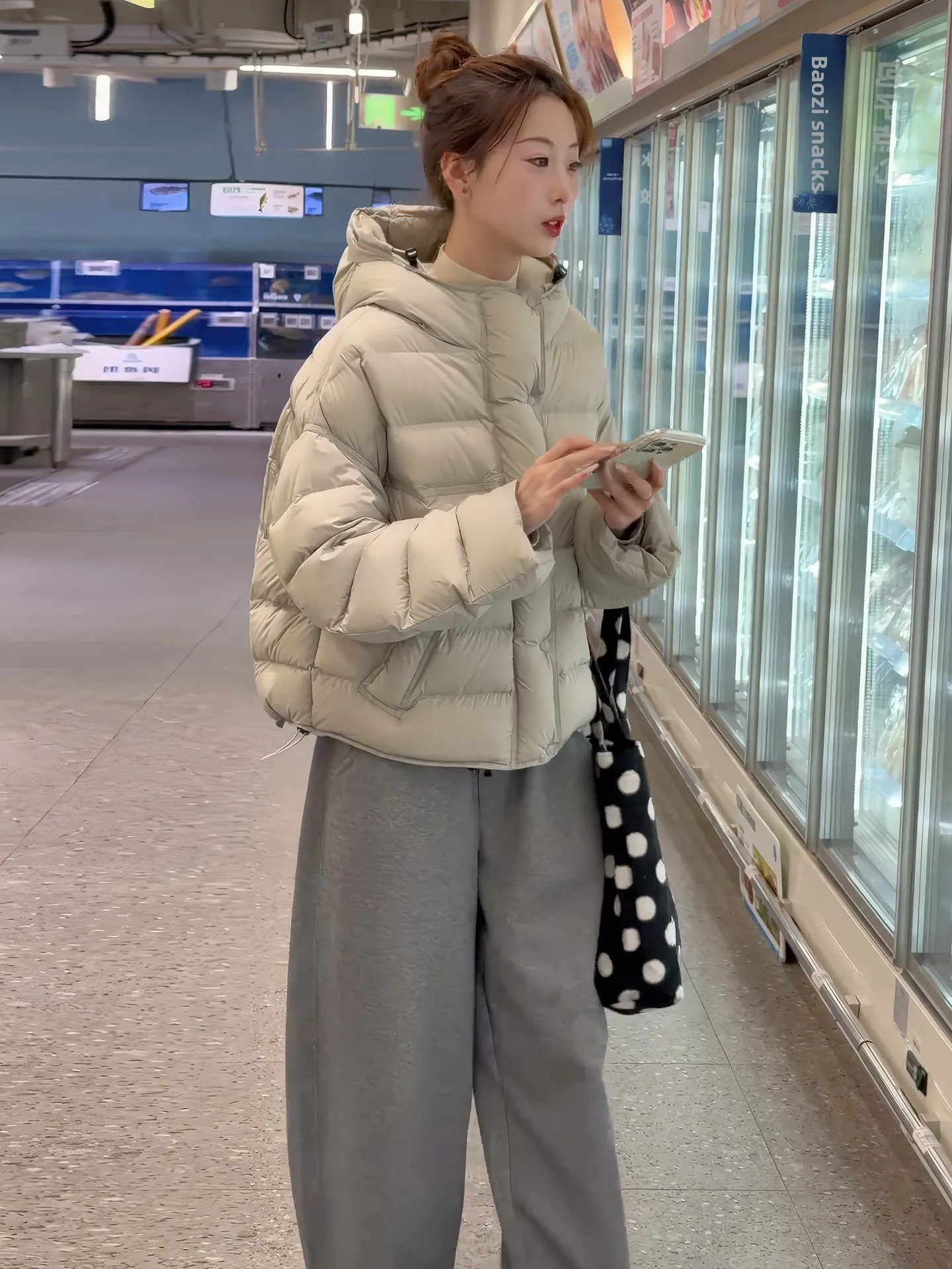 Корейский утепленный зимний жилет-пуховик для женщин, теплый повседневный жилет большого размера
Корейский утепленный зимний жилет-пуховик для женщин, теплый повседневный жилет большого размера