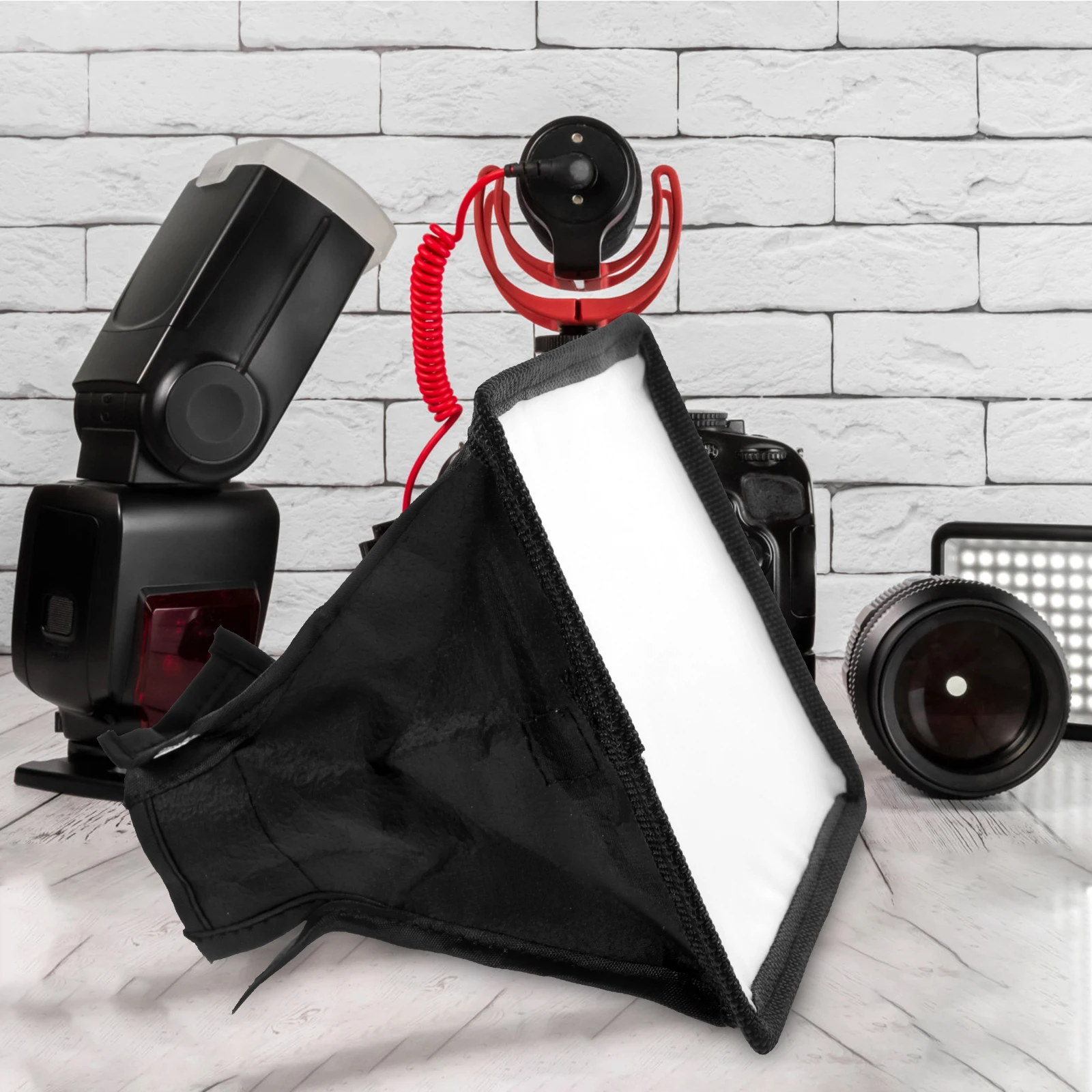 Diffuser Softbox for Camera Flash Lamp Flashlight Accessories Photography Universal Attachment
Diffuser Softbox for Camera Flash Lamp Flashlight Accessories Photography Universal Attachment