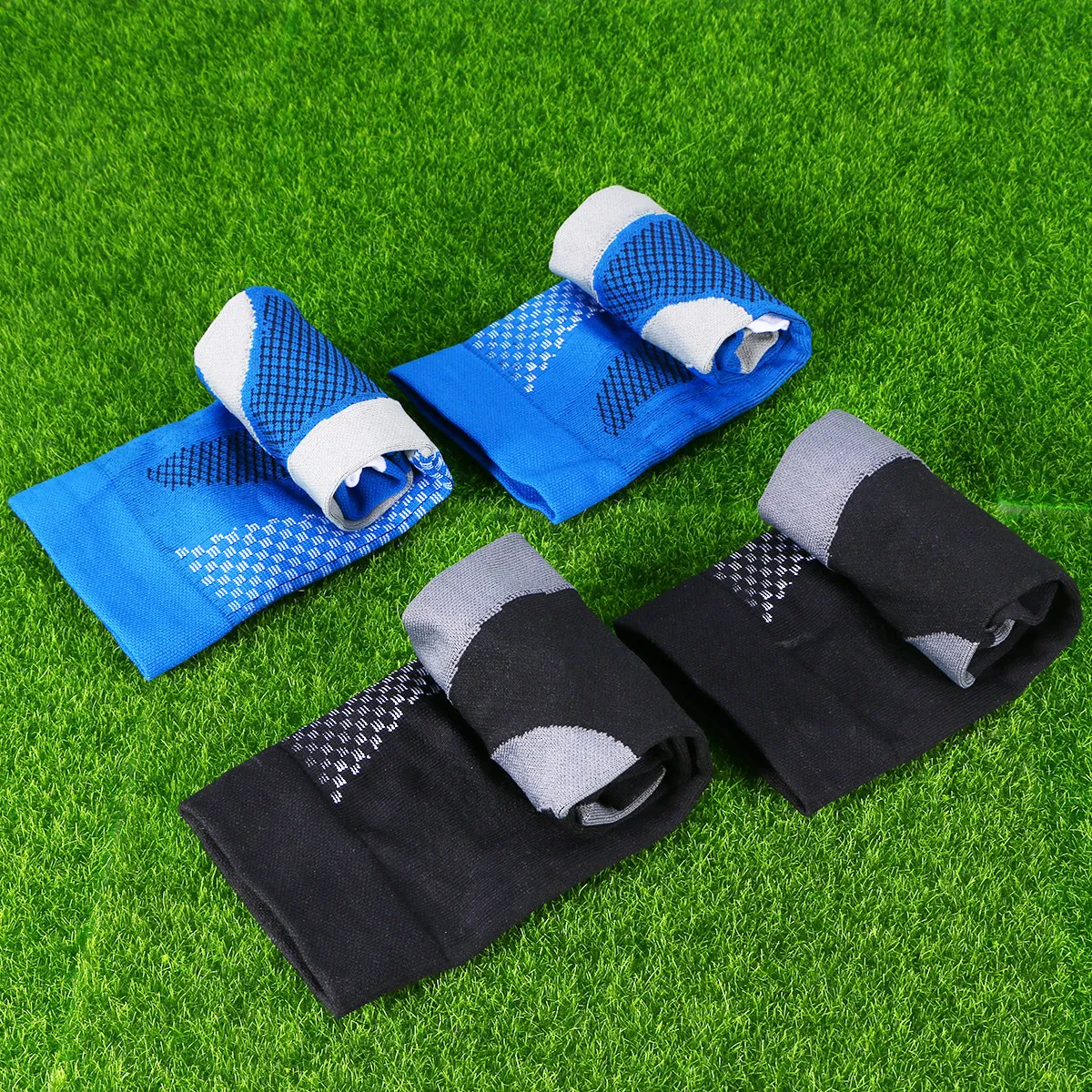 2Pairs Compression Socks High Elastic Knee High Sports Socks for Men Women Size Black Blue Running Athletic Exercise
2Pairs Compression Socks High Elastic Knee High Sports Socks for Men Women Size Black Blue Running Athletic Exercise