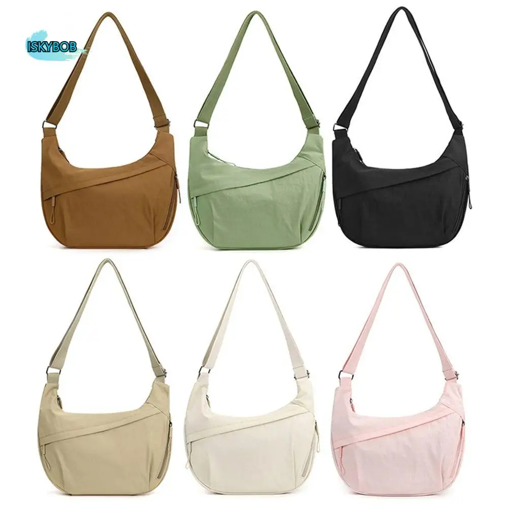 Korean Style Nylon Shoulder Bag Waterproof Large Capacity Sports Crossbody Bag Casual Lightweight Solid Color Handbag Travel
Korean Style Nylon Shoulder Bag Waterproof Large Capacity Sports Crossbody Bag Casual Lightweight Solid Color Handbag Travel