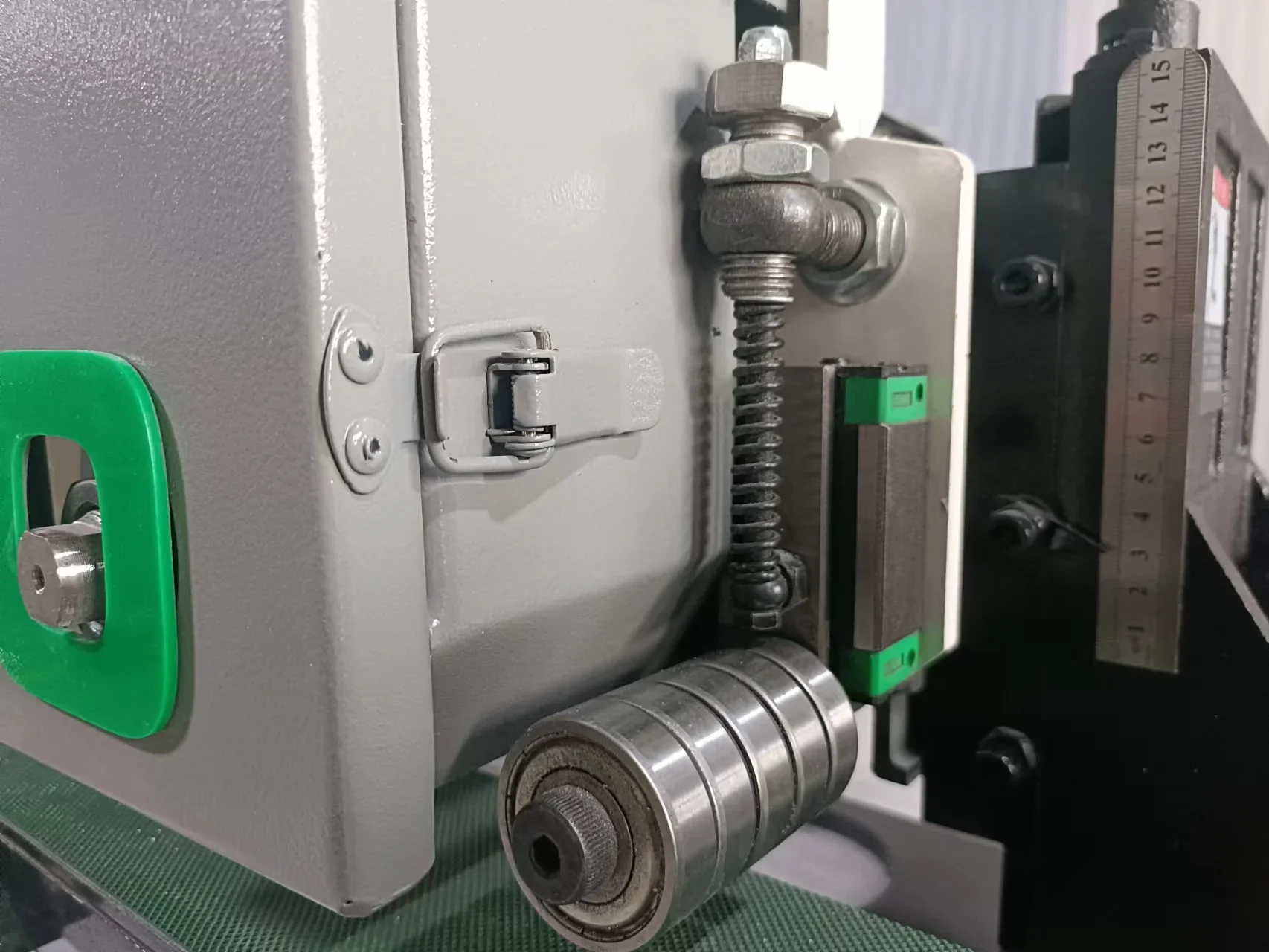 Automatic High Quality Flat Sander Plate Metal Sheet Polishing Finishing Buffing Machine
Automatic High Quality Flat Sander Plate Metal Sheet Polishing Finishing Buffing Machine