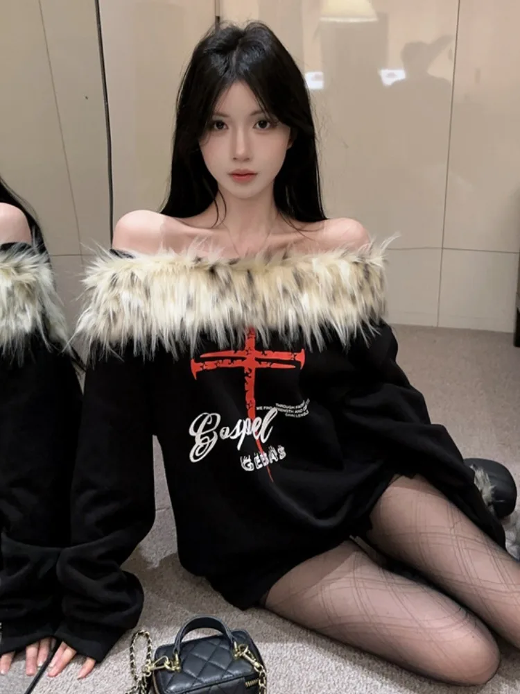 Retro Shoulder-Length Hoodie Women's Winter New Loose Slimming Overhead Top Fur Collar Long Sleeve Sweatshirt Letter Print
Retro Shoulder-Length Hoodie Women's Winter New Loose Slimming Overhead Top Fur Collar Long Sleeve Sweatshirt Letter Print