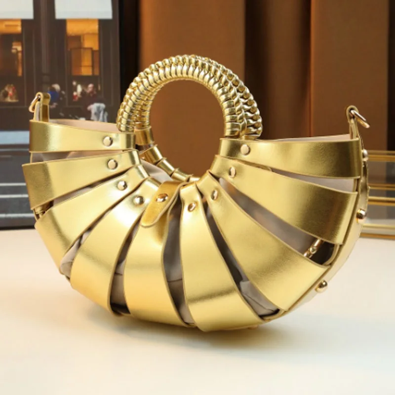 Новая сумка в виде веера, полая женская сумка, модный брендовый дизайн, сумка через плечо на одно плечо
Новая сумка в виде веера, полая женская сумка, модный брендовый дизайн, сумка через плечо на одно плечо