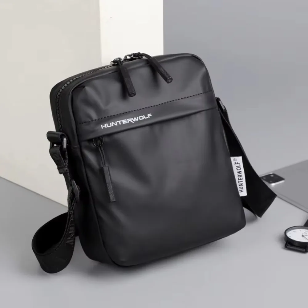 Versatile Casual Men's Shoulder Bag Waterproof Large Capacity Crossbody Bag Solid Color PU Leather Messenger Phone Pouch
Versatile Casual Men's Shoulder Bag Waterproof Large Capacity Crossbody Bag Solid Color PU Leather Messenger Phone Pouch