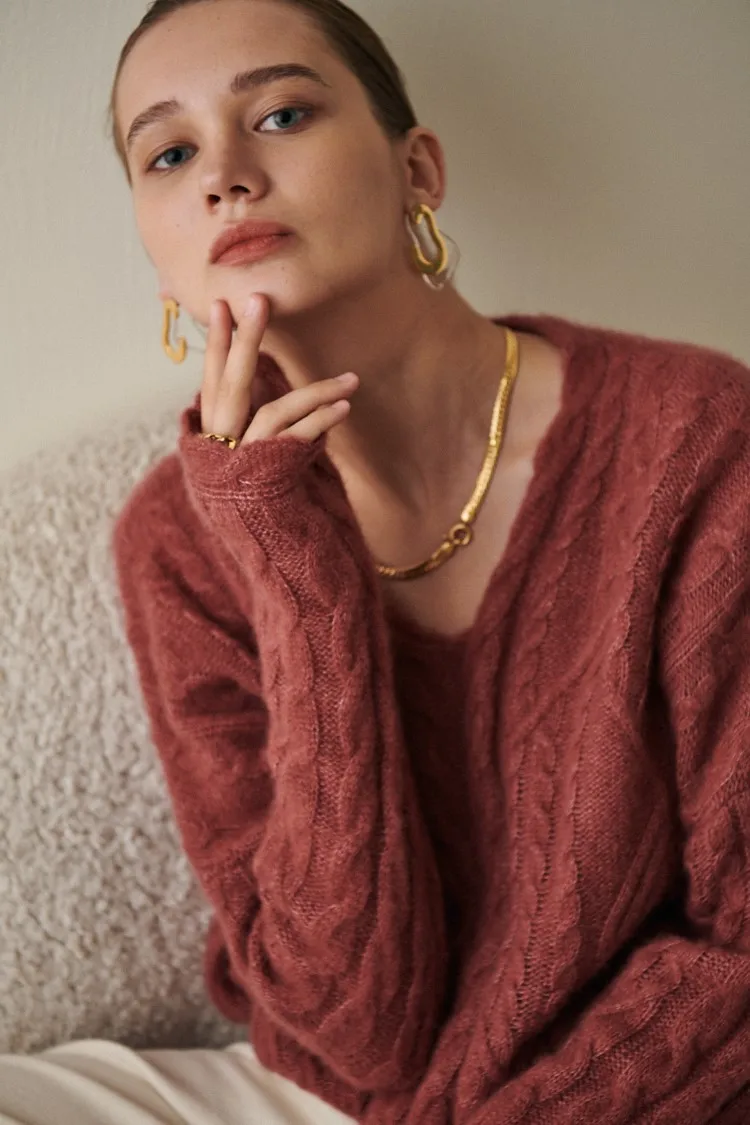 New autumn and winter! Bloody dyed English plum twisted flower V-neck cashmere sweater pullover woman
New autumn and winter! Bloody dyed English plum twisted flower V-neck cashmere sweater pullover woman