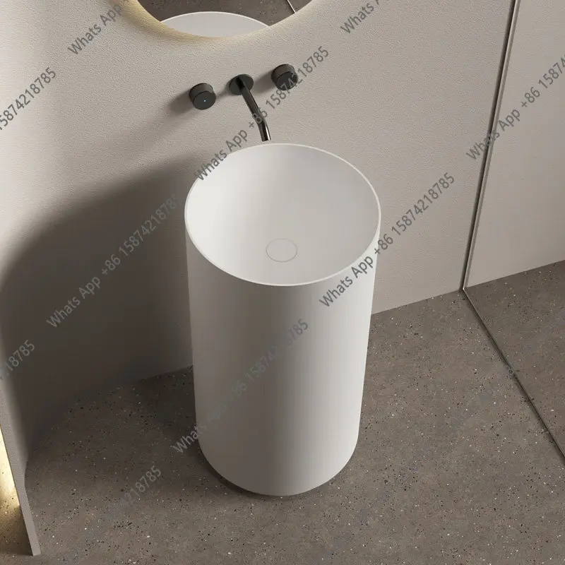 Круглая раковина из искусственного камня для небольшой квартиры, для балкона, интегрированная напольная раковина-колонна простого дизайна.
Круглая раковина из искусственного камня для небольшой квартиры, для балкона, интегрированная напольная раковина-колонна простого дизайна.