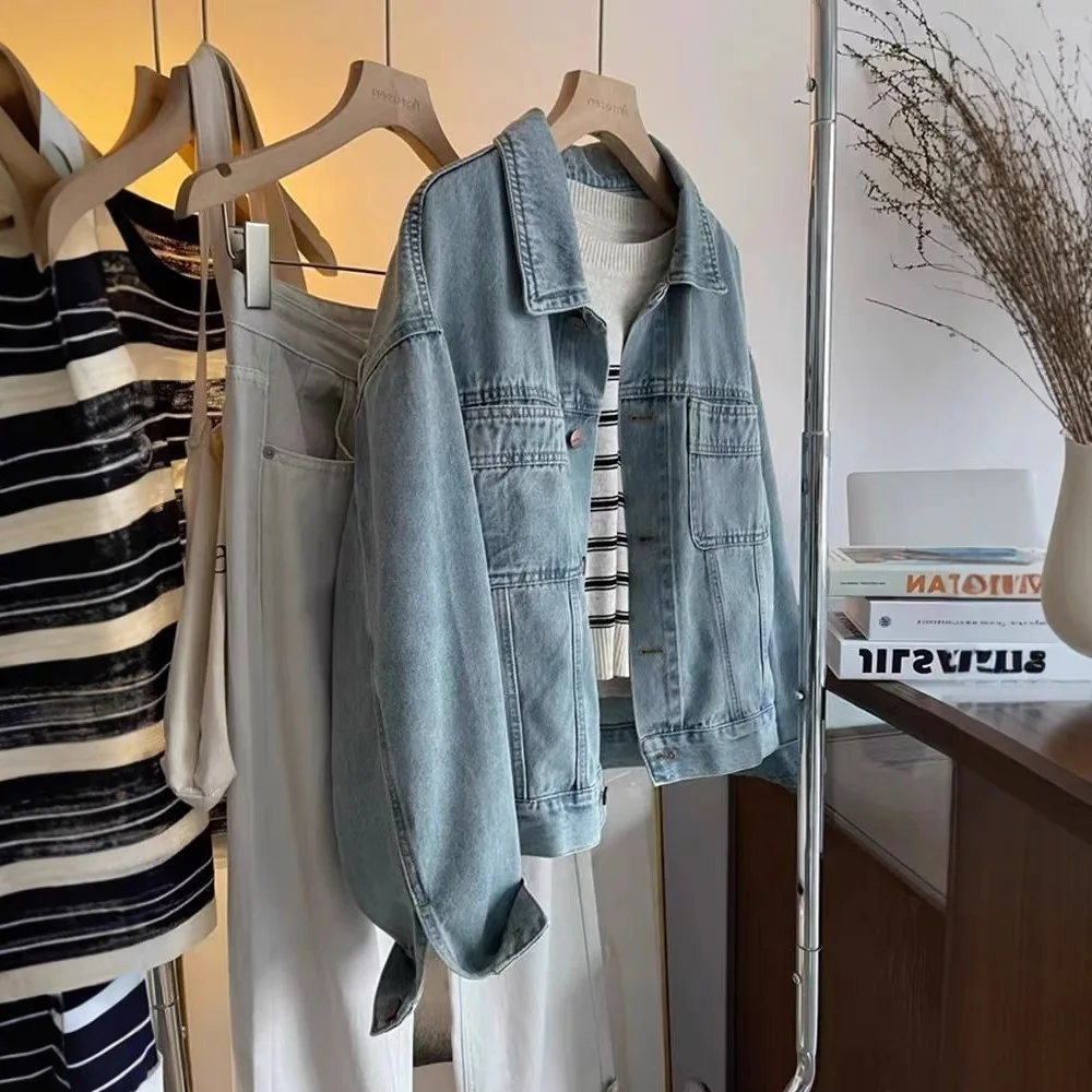 Women's Light Washed Blue Denim Jacket, Loose Cropped Trucker Coat, Casual Oversized Jean Outerwear
Women's Light Washed Blue Denim Jacket, Loose Cropped Trucker Coat, Casual Oversized Jean Outerwear