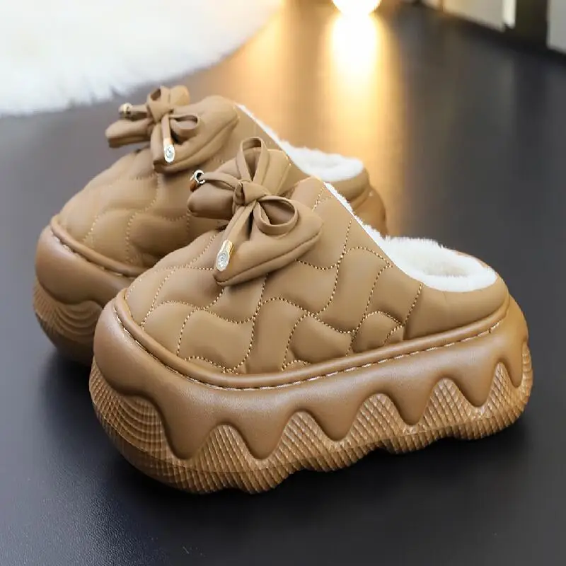 New 2025 Lovely bowtie slippers woman high heels 6cm chunky platform fur slides girls waterproof PU clogs Female Elevator Shoes
New 2025 Lovely bowtie slippers woman high heels 6cm chunky platform fur slides girls waterproof PU clogs Female Elevator Shoes