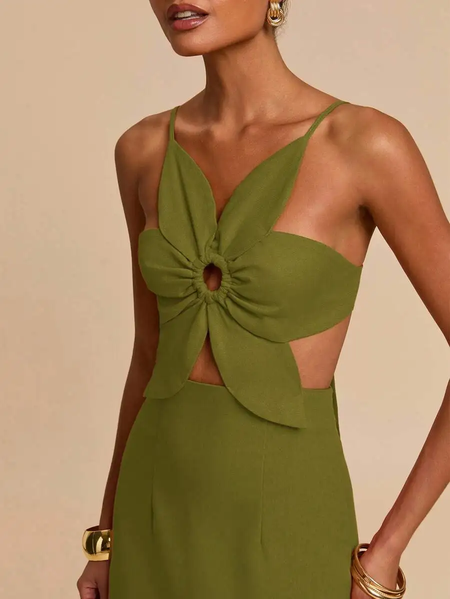 Olive Green Cut-Out Flower Detail Backless Spaghetti Strap Dress For Vacation
Olive Green Cut-Out Flower Detail Backless Spaghetti Strap Dress For Vacation