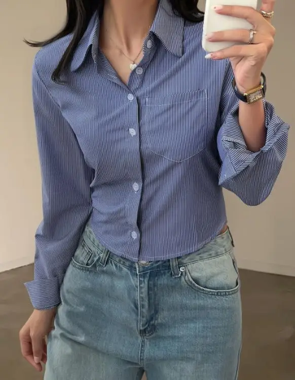 Women's Shirt Spring/summer New Fashionable Commuting Style Stripe Printed Collar Button Front Slim Fit Waist Long Sleeve Shirt
Women's Shirt Spring/summer New Fashionable Commuting Style Stripe Printed Collar Button Front Slim Fit Waist Long Sleeve Shirt