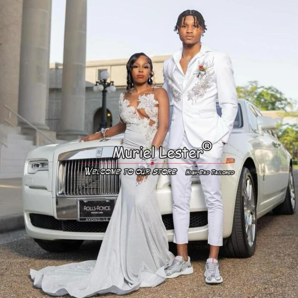 Luxury White Suits Men For Wedding Custom Made Single Breasted Jacket Pants 2 Pieces Groomsman Tuxedos Male Fashion Clothing
Luxury White Suits Men For Wedding Custom Made Single Breasted Jacket Pants 2 Pieces Groomsman Tuxedos Male Fashion Clothing