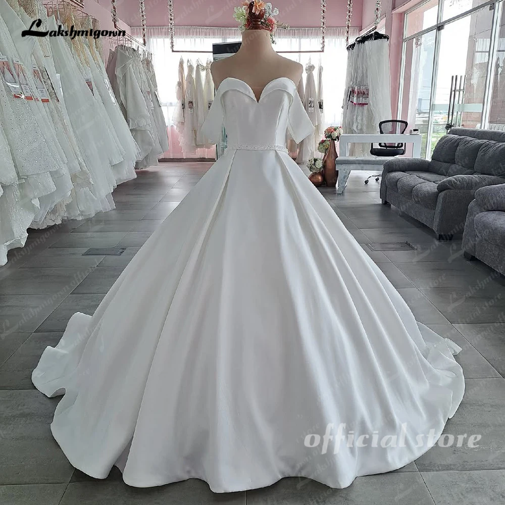 Lakshmigown Off the shoulder Long Train Satin Wedding Dresses New Short Sleeves Wedding Bridal Gowns vestido femininosCustomized
Lakshmigown Off the shoulder Long Train Satin Wedding Dresses New Short Sleeves Wedding Bridal Gowns vestido femininosCustomized