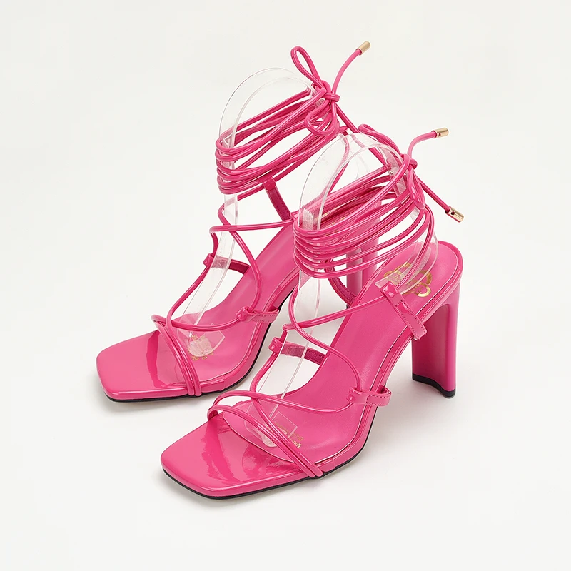 Римские сандалии, женская обувь, туфли-гладиаторы на высоком каблуке с квадратным носком и ремешком на щиколотке для девочек, вечерние открытые модные туфли-лодочки на высоком каблуке, римские скандальные туфли
Римские сандалии, женская обувь, туфли-гладиаторы на высоком каблуке с квадратным носком и ремешком на щиколотке для девочек, вечерние открытые модные туфли-лодочки на высоком каблуке, римские скандальные туфли