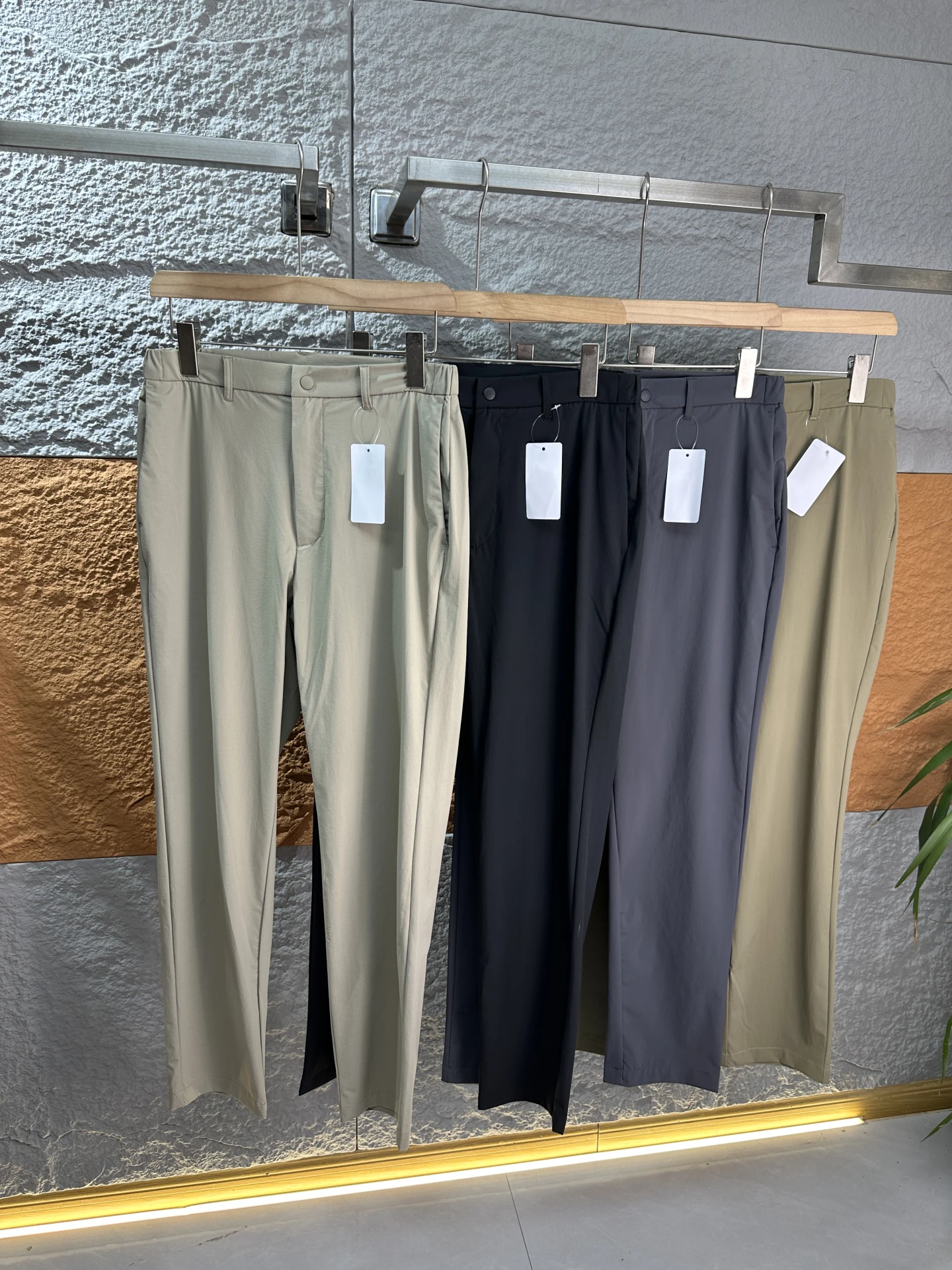 Water-Resistant Lightweight Breathable Outdoor Men's Summer Casual Pants Straight Leg Zipper mid Waist Long Busin Casual
Water-Resistant Lightweight Breathable Outdoor Men's Summer Casual Pants Straight Leg Zipper mid Waist Long Busin Casual