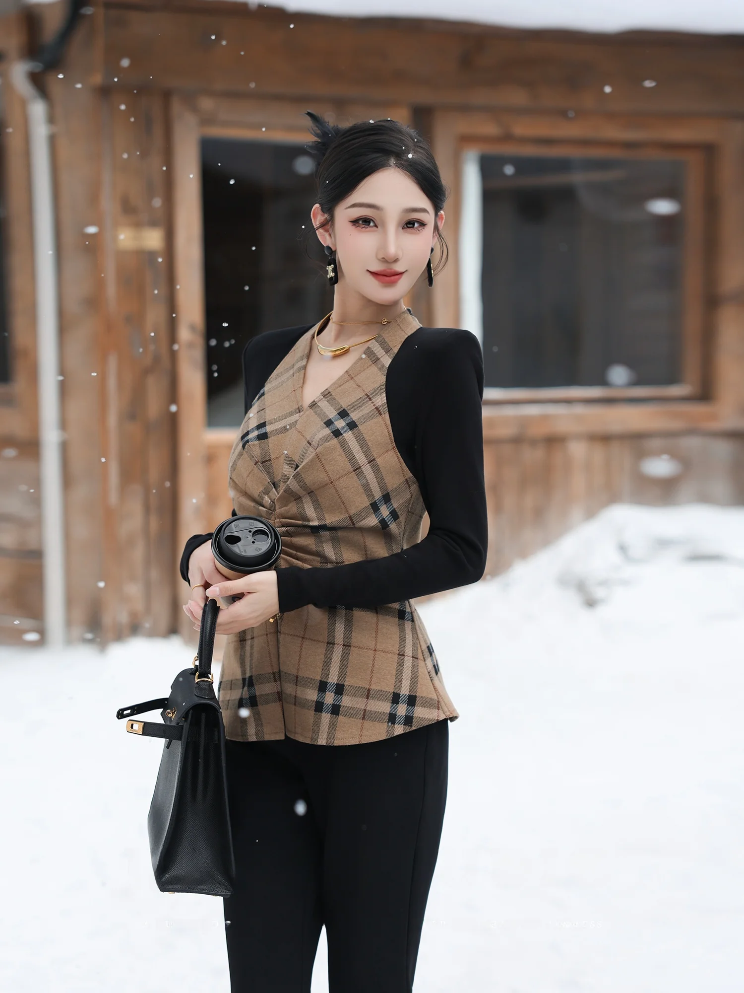 Модная женская футболка с длинным рукавом, утягивающая талию, универсальная, оригинальный дизайн, новинка 2026 года
Модная женская футболка с длинным рукавом, утягивающая талию, универсальная, оригинальный дизайн, новинка 2026 года