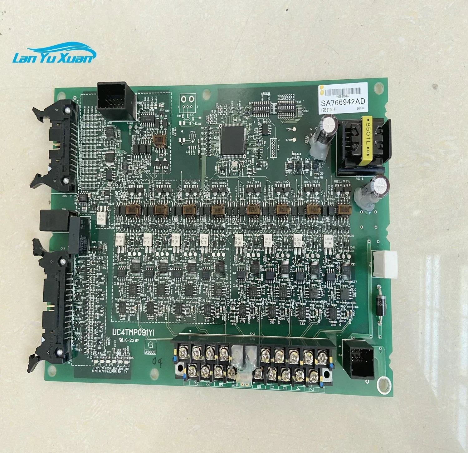 Product bargaining, do not order directly UC4TMP091Y1 SA766942AD TEMP board molding machine
Product bargaining, do not order directly UC4TMP091Y1 SA766942AD TEMP board molding machine