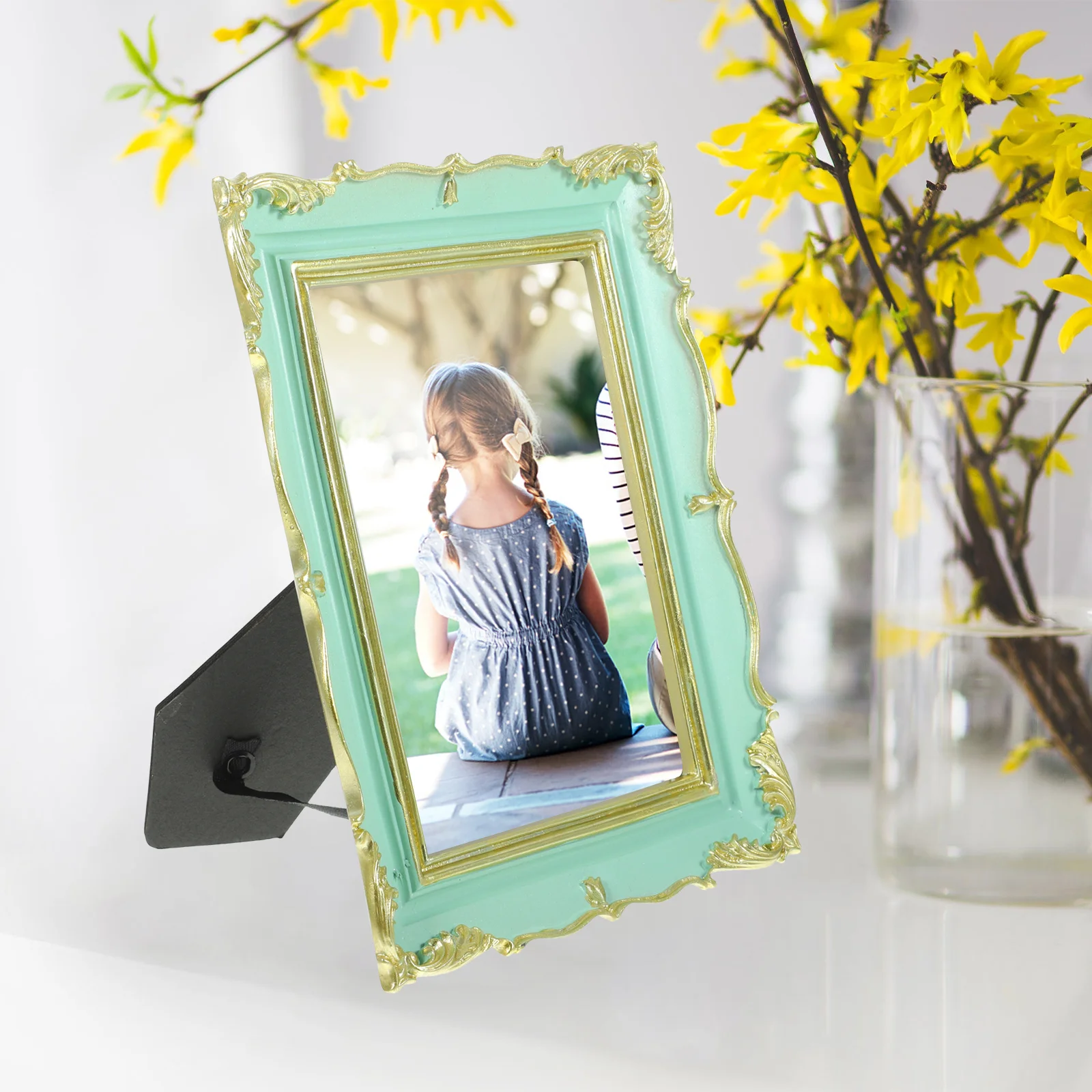 Retro Resin Picture Frame Tabletop Photo Holder Exquisite Bedroom Decor Safe Lightweight Longtime Use Picture Frame
Retro Resin Picture Frame Tabletop Photo Holder Exquisite Bedroom Decor Safe Lightweight Longtime Use Picture Frame