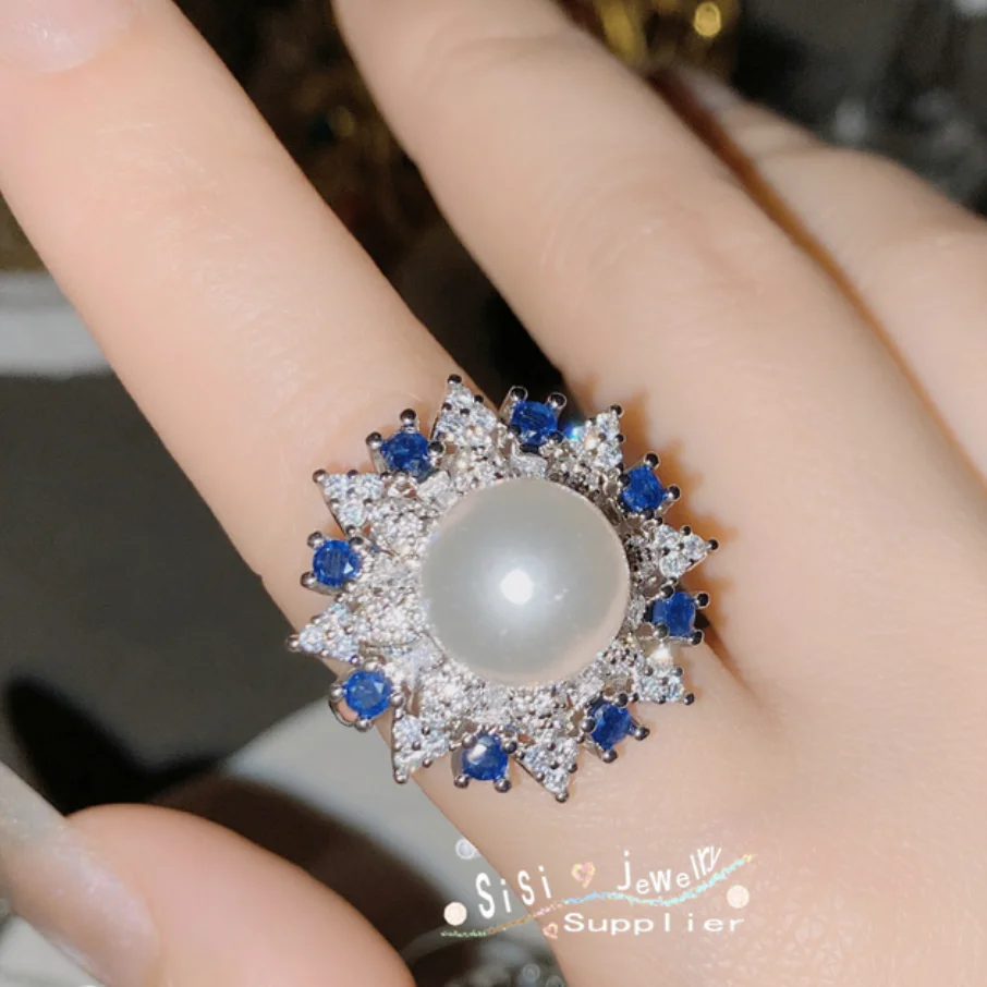 Редкое кольцо с белым жемчугом Южного моря для WhomenJewelry
Редкое кольцо с белым жемчугом Южного моря для WhomenJewelry