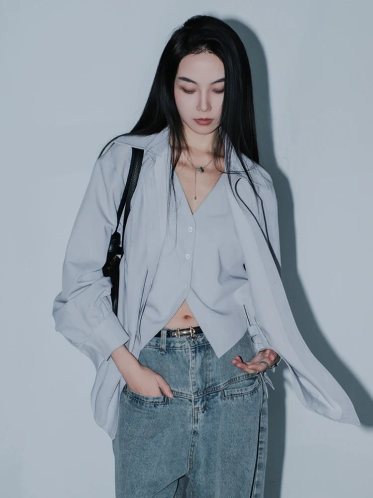 Женский кардиган Ele V-Ne Long Sve: свободный, струящийся, повседневный, из смесового хлопка, не мнется, средней длины, с открытым передом
Женский кардиган Ele V-Ne Long Sve: свободный, струящийся, повседневный, из смесового хлопка, не мнется, средней длины, с открытым передом