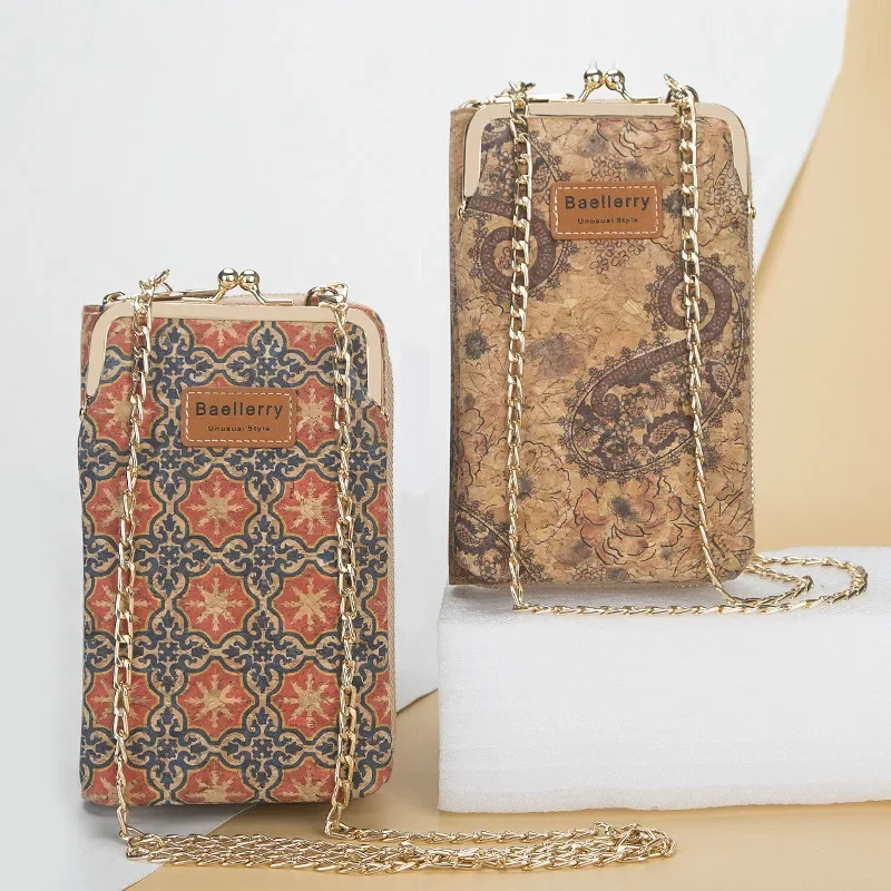 Retro Geometric Pattern Shoulder Bag Mobile Phone Bag Women Large Capacity Messenger Bag Fashion Multi-card Handbag
Retro Geometric Pattern Shoulder Bag Mobile Phone Bag Women Large Capacity Messenger Bag Fashion Multi-card Handbag