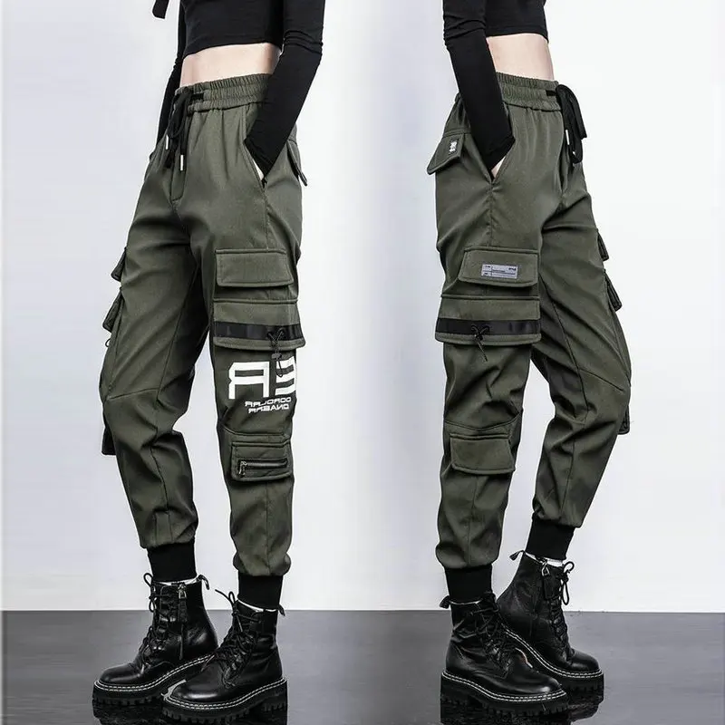 Big Pockets Cargo Pants Women Elastic High Waist Loose Streetwear Pant Baggy Tactical Trouser Hip Hop High Quality Joggers Pants
Big Pockets Cargo Pants Women Elastic High Waist Loose Streetwear Pant Baggy Tactical Trouser Hip Hop High Quality Joggers Pants