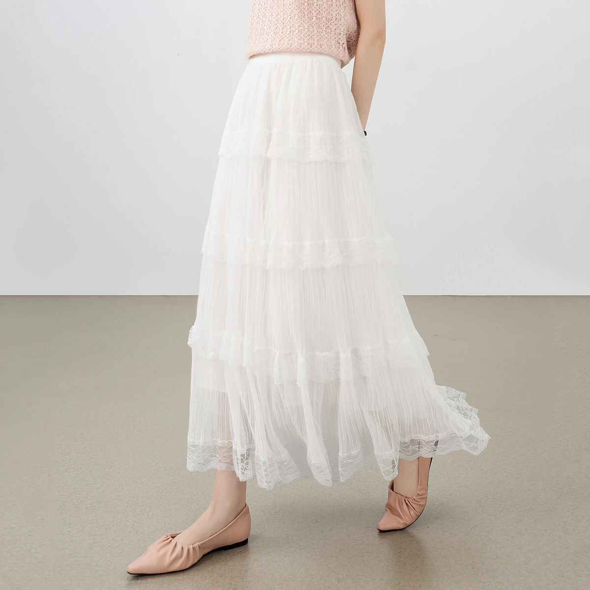 SENTUBILA Women's High Waist Tulle Skirt 2026 Summer New Elegant Office Lace Patchwork Hem A Line Layered Cake Skirt W52Q80479
SENTUBILA Women's High Waist Tulle Skirt 2026 Summer New Elegant Office Lace Patchwork Hem A Line Layered Cake Skirt W52Q80479