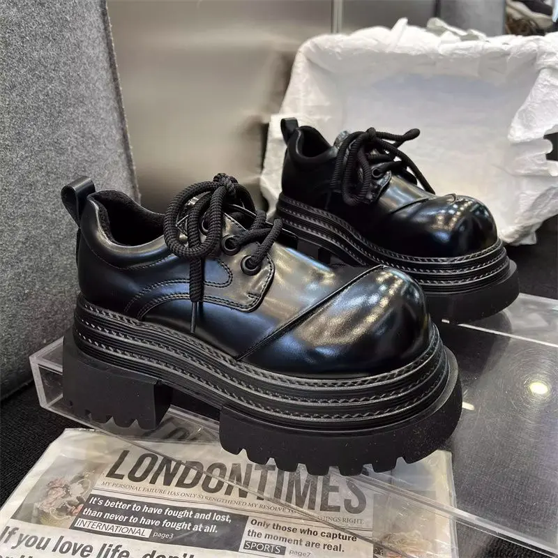 2025 French Big Head JK Small Leather Women's Fashion Versatile Ins Trendy Loafers Platform British Style Single Shoes
2025 French Big Head JK Small Leather Women's Fashion Versatile Ins Trendy Loafers Platform British Style Single Shoes