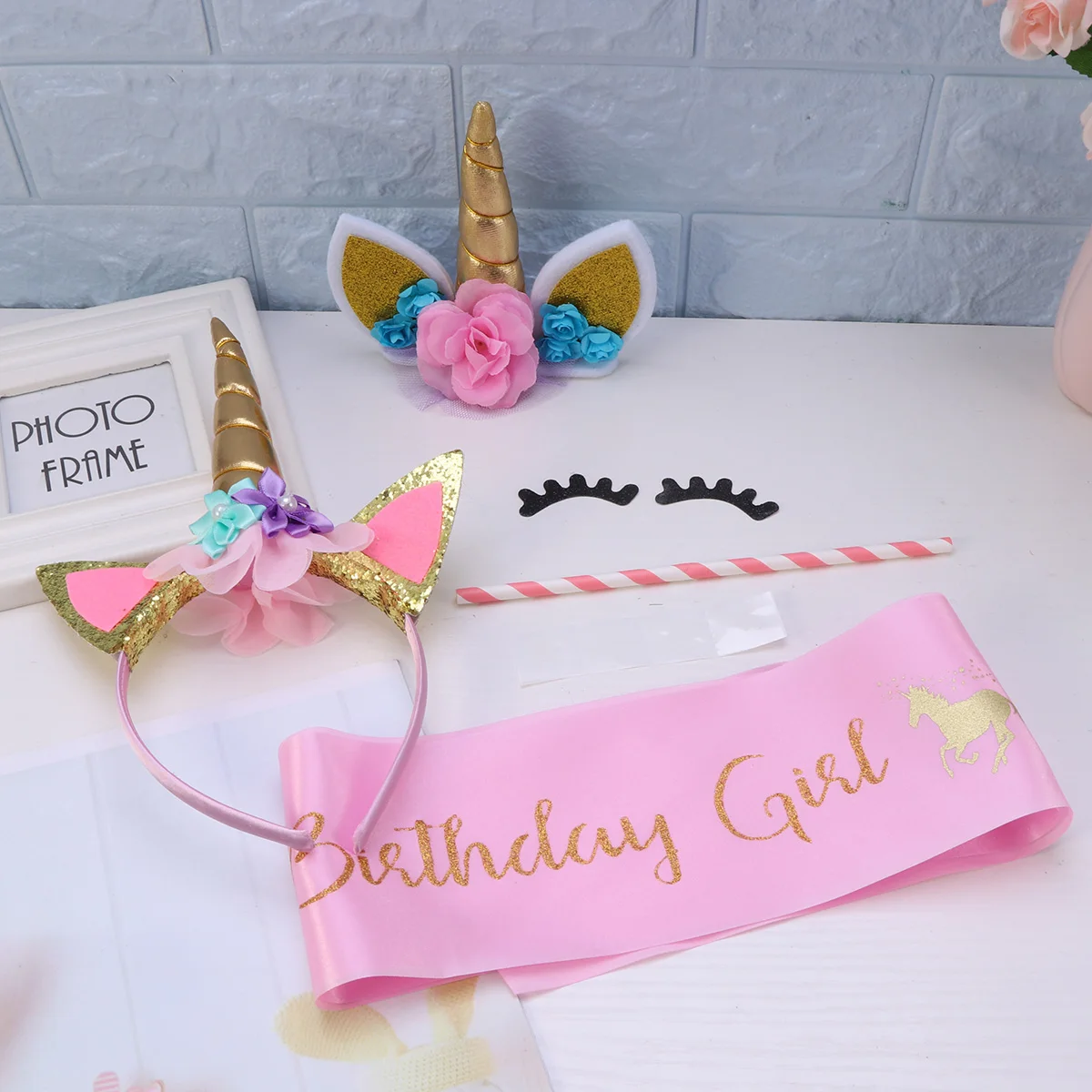 1Set Birthday Party Unicorn Decoration Kit Party Favors Set Headwear Horn Supplies Pink Kids Garden Unicorn Headwear Set
1Set Birthday Party Unicorn Decoration Kit Party Favors Set Headwear Horn Supplies Pink Kids Garden Unicorn Headwear Set