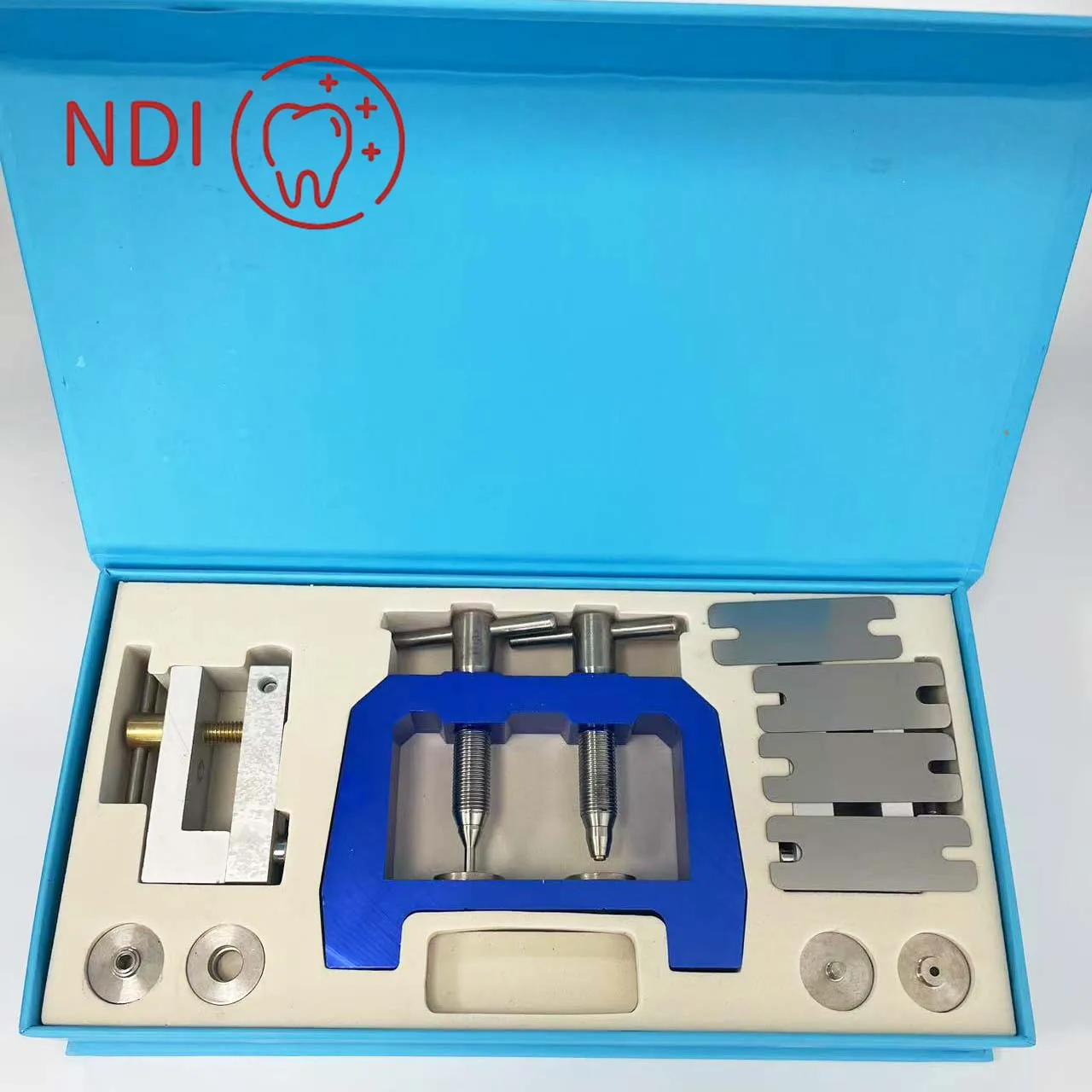 1 компл., набор инструментов для ремонта стоматологических высокоскоростных наконечников, патрон для снятия подшипников, стандартный/крутный лабораторный ремонтный комплект, обслуживание воздушной турбины
1 компл., набор инструментов для ремонта стоматологических высокоскоростных наконечников, патрон для снятия подшипников, стандартный/крутный лабораторный ремонтный комплект, обслуживание воздушной турбины