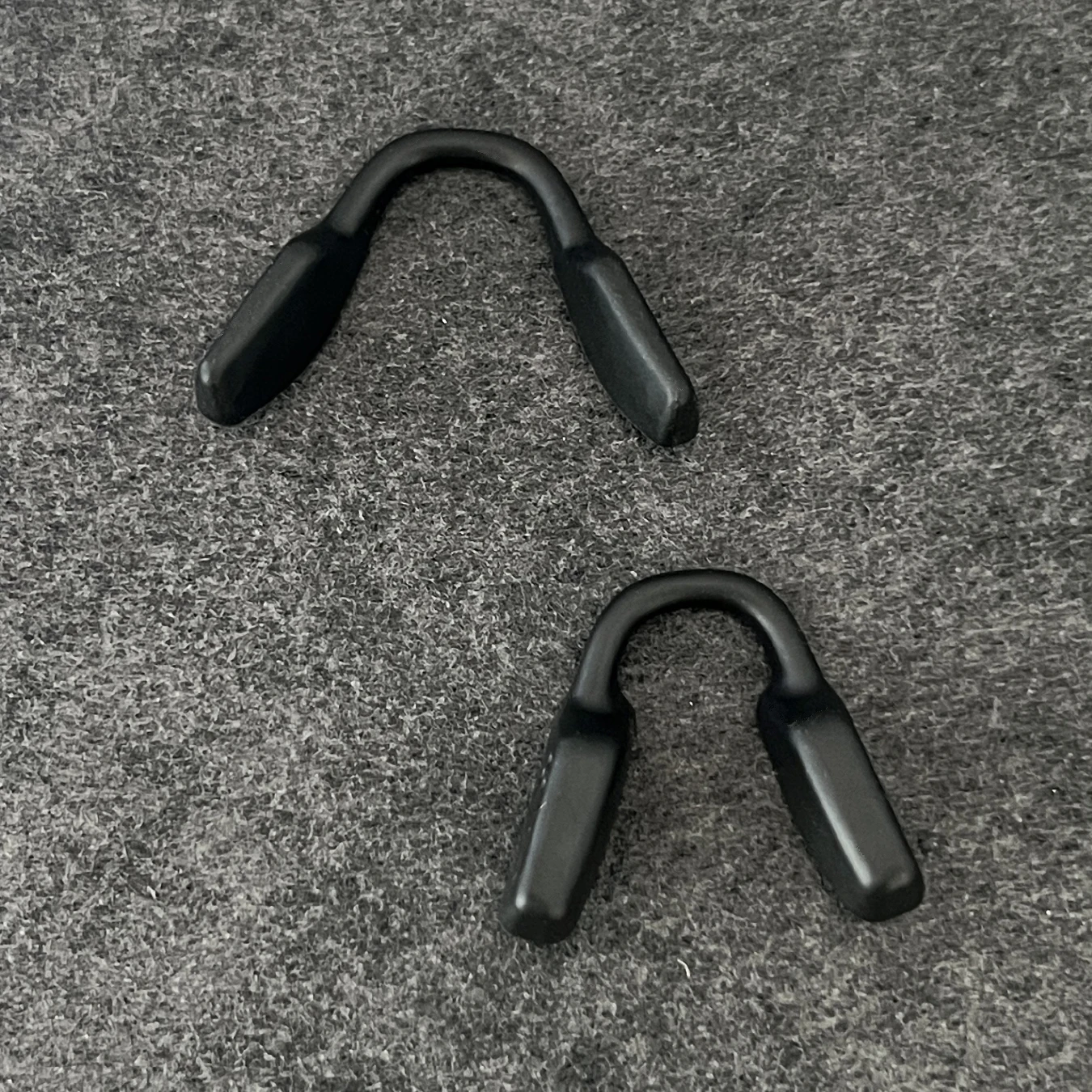 Replacement Nose Pads Nose Pieces for Oakley OX8032 OX8028 OX8153 OX8601 Eyeglasses Frame, Soft Silicone Anti Slip Nosepads
Replacement Nose Pads Nose Pieces for Oakley OX8032 OX8028 OX8153 OX8601 Eyeglasses Frame, Soft Silicone Anti Slip Nosepads