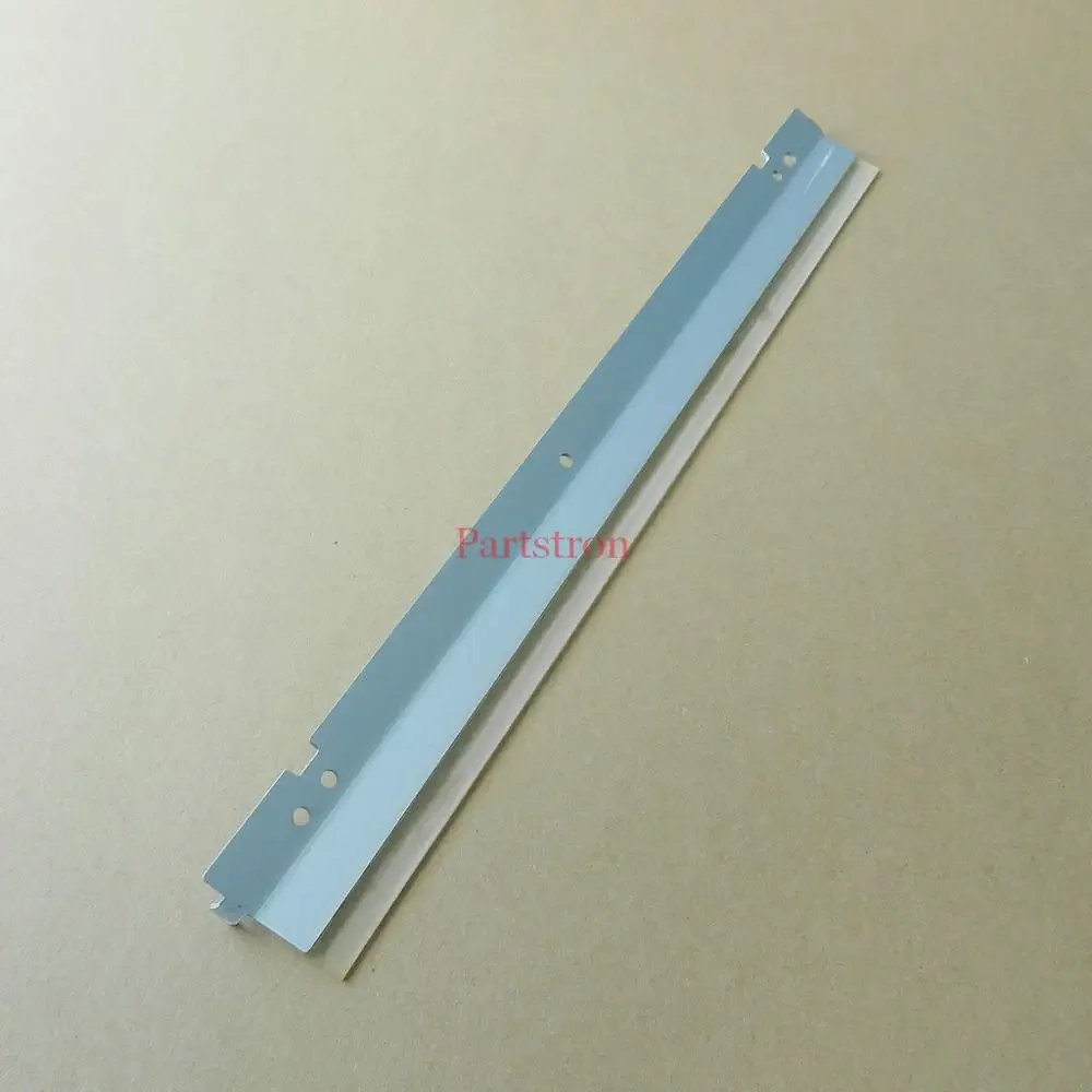 Лезвие для очистки барабана CCLEZ0173FC32, для Sharp ARM 550, 620, 700, MX, M550, M620, M700, 2 шт.
Лезвие для очистки барабана CCLEZ0173FC32, для Sharp ARM 550, 620, 700, MX, M550, M620, M700, 2 шт.