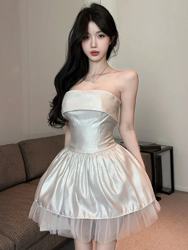 Shiny Sequin One-Shoulder Backless Dress Women's Spring Summer New Style Glowing Chest Strap Halter Skirt High Waist Bal...
Shiny Sequin One-Shoulder Backless Dress Women's Spring Summer New Style Glowing Chest Strap Halter Skirt High Waist Bal...
