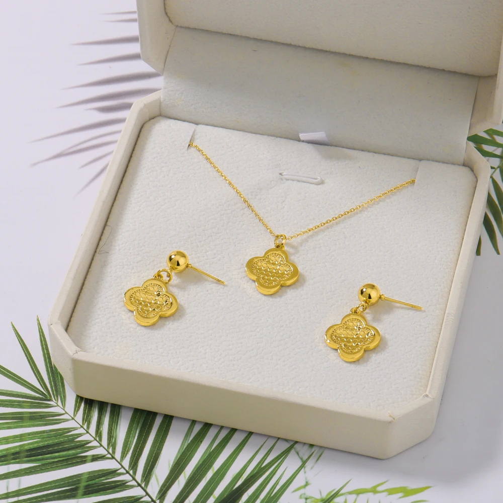 Exquisite Gold Color Lucky Clavicle Pendant Necklaces For Women Fashion Light Luxury Delicacy Jewerly GIfts Daily Wear
Exquisite Gold Color Lucky Clavicle Pendant Necklaces For Women Fashion Light Luxury Delicacy Jewerly GIfts Daily Wear