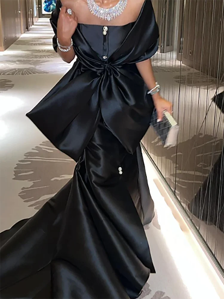 Classic Off Shoulder Satin Pleat Sleeveless A-Line Formal Evening Dresses Birthday Party Prom Gowns Customized
Classic Off Shoulder Satin Pleat Sleeveless A-Line Formal Evening Dresses Birthday Party Prom Gowns Customized