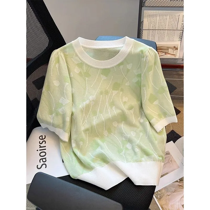 Women's Floral Ice Silk Knit Top Elegant Age-Reducing Short Sleeve Casual Top
Women's Floral Ice Silk Knit Top Elegant Age-Reducing Short Sleeve Casual Top