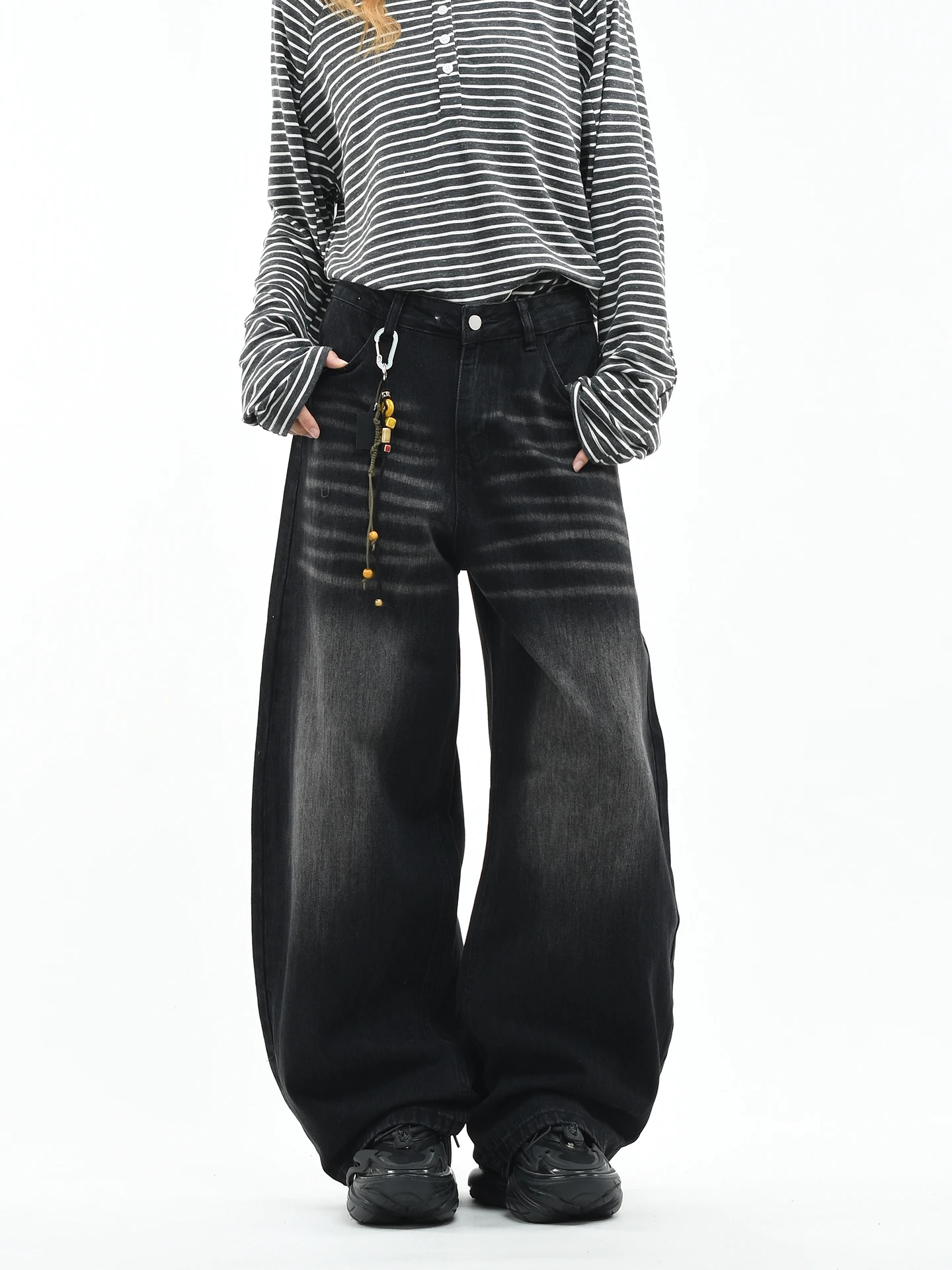 Ov Original American Retro Water Waed Oxide Knife Jeans Men Women Loose Wide Leg Embroidery Banana Long Trousers
Ov Original American Retro Water Waed Oxide Knife Jeans Men Women Loose Wide Leg Embroidery Banana Long Trousers