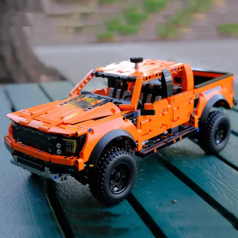 Конструктор MOC Creative DIY: Технический гоночный автомобиль Tech Raptors F150 (1000+ деталей), совместимый с LEGO, для детей, подростков и взрослых.
Конструктор MOC Creative DIY: Технический гоночный автомобиль Tech Raptors F150 (1000+ деталей), совместимый с LEGO, для детей, подростков и взрослых.